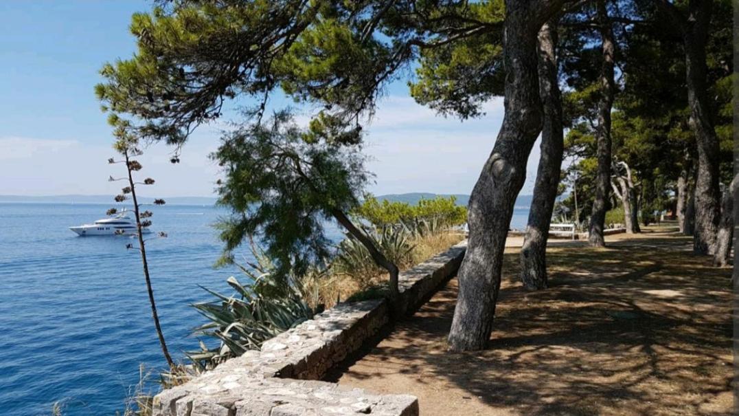 Lodore Del Mare Apartment On The Beach Split Eksteriør bilde
